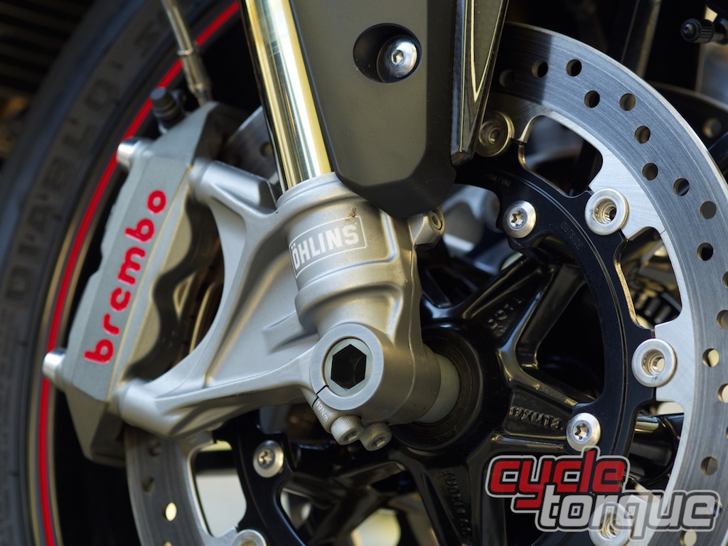2016 Triumph Speed Triple R Naked streetfighter photo cycle torque magazine