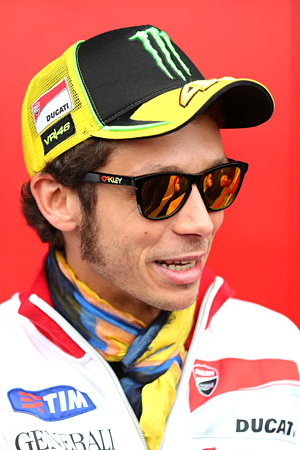 Rossi supports Australian Supercross Championship at 2013 Aussie MotoGP ...